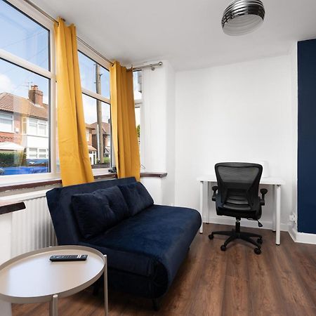 Comfy 3Br Home - Pool Table - Games - Sleeps 8 Манчестер Экстерьер фото